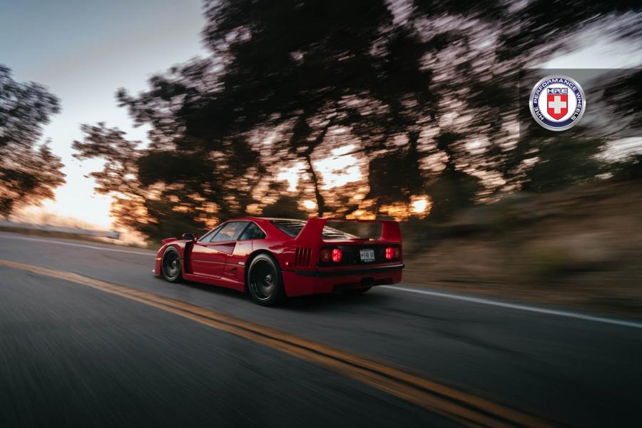  Ferrari F40 on HRE Wheels 2016 года  (фото 8 из 9)